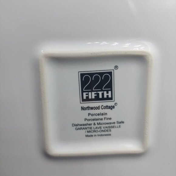 222 Fifth Northwood Cottage Large 10.5" Dinner Plate Winter Christmas Cabin Deer - Picture 4 of 4